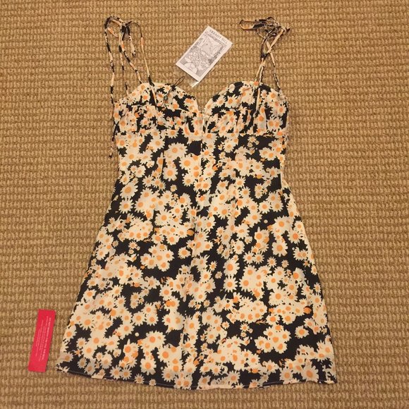 Realisation Par Devon Dress Flower Power M NEW WITHOUT TAGS - Picture 10 of 10